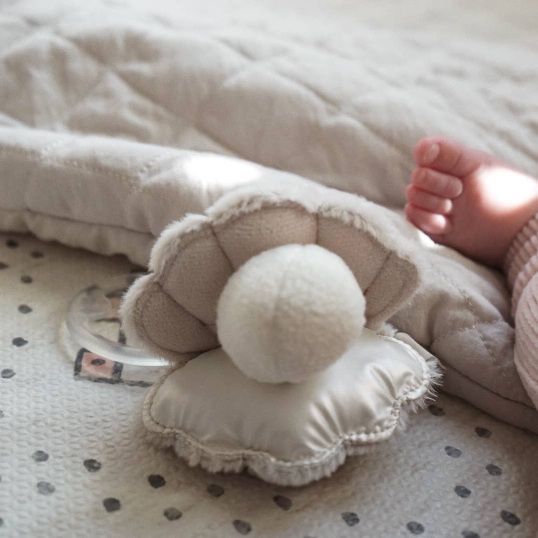 Oyster // Handheld Rattle for Baby