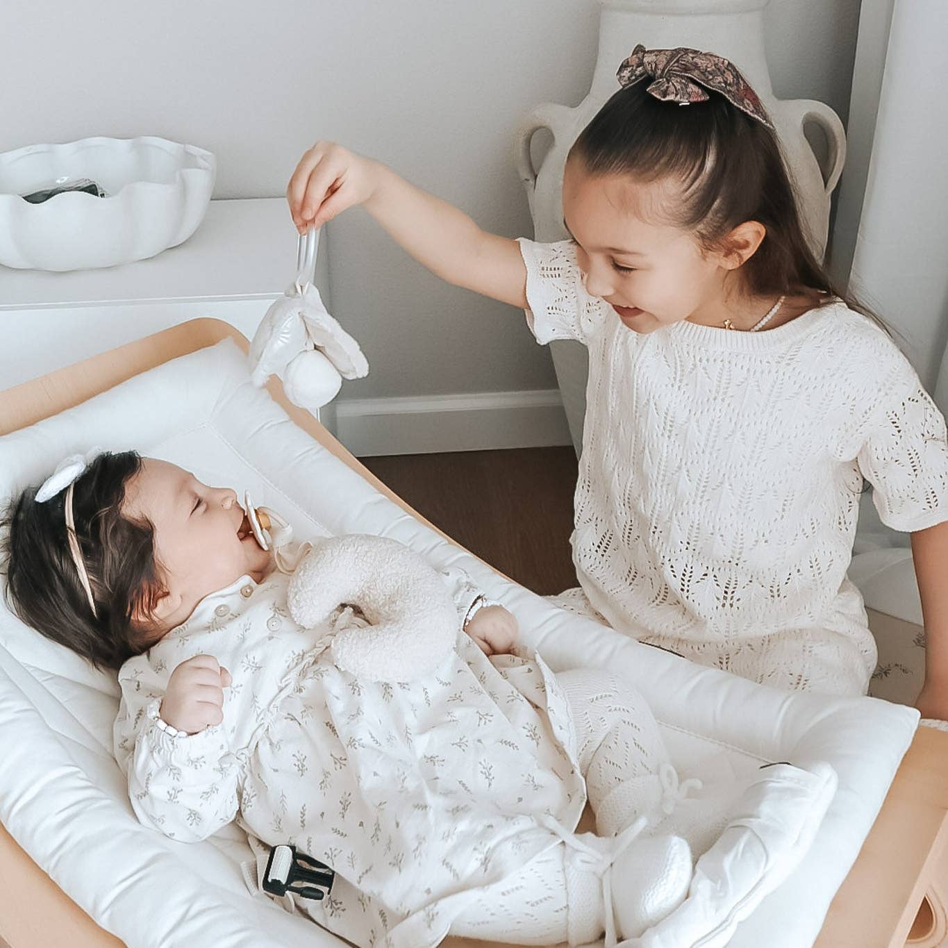 Oyster // Handheld Rattle for Baby