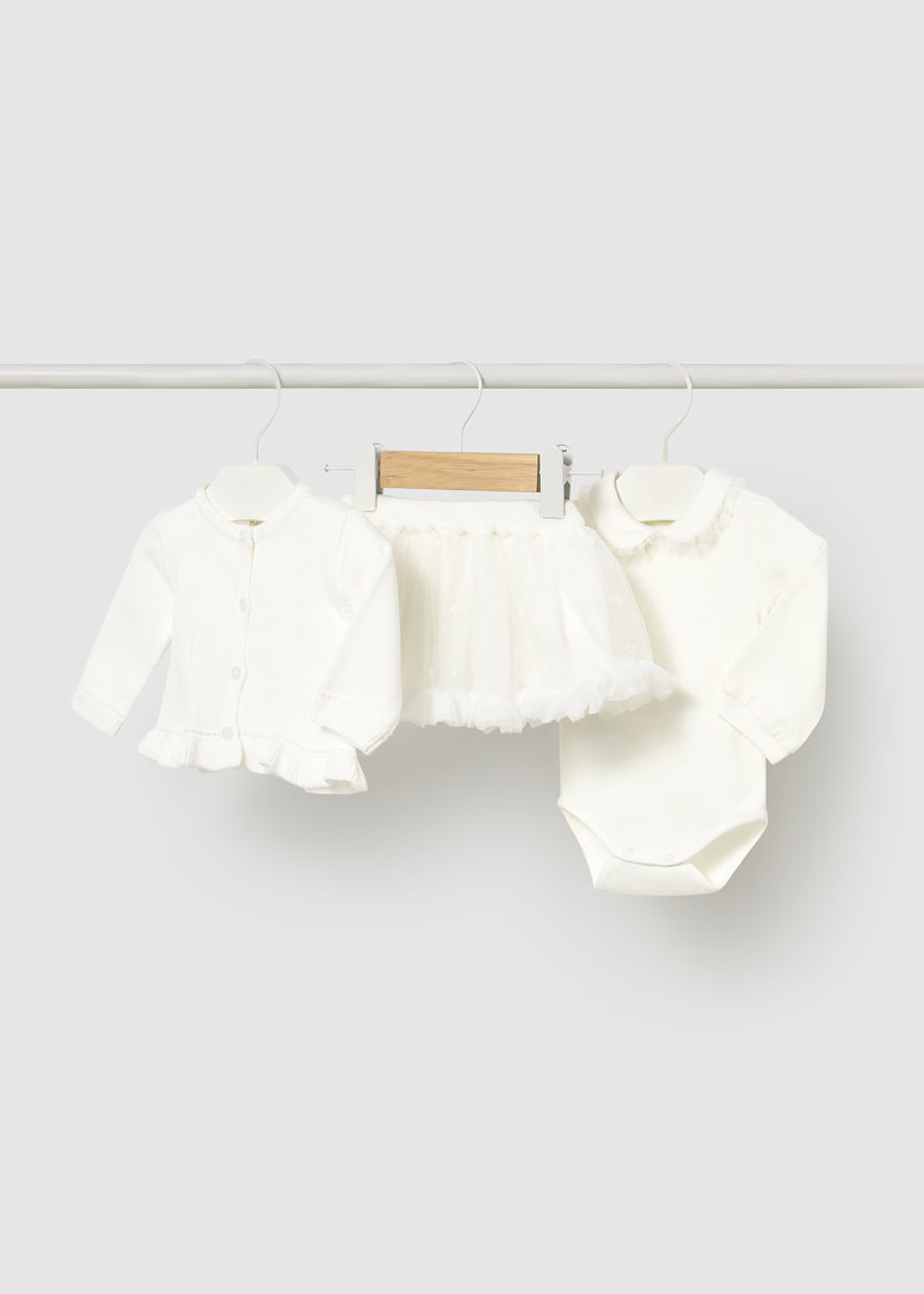 Newborn Girl 3-Piece Set Ecru